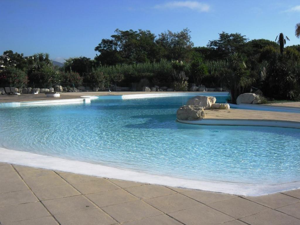 Green Suite Golfe De Saint Tropez 가신 외부 사진